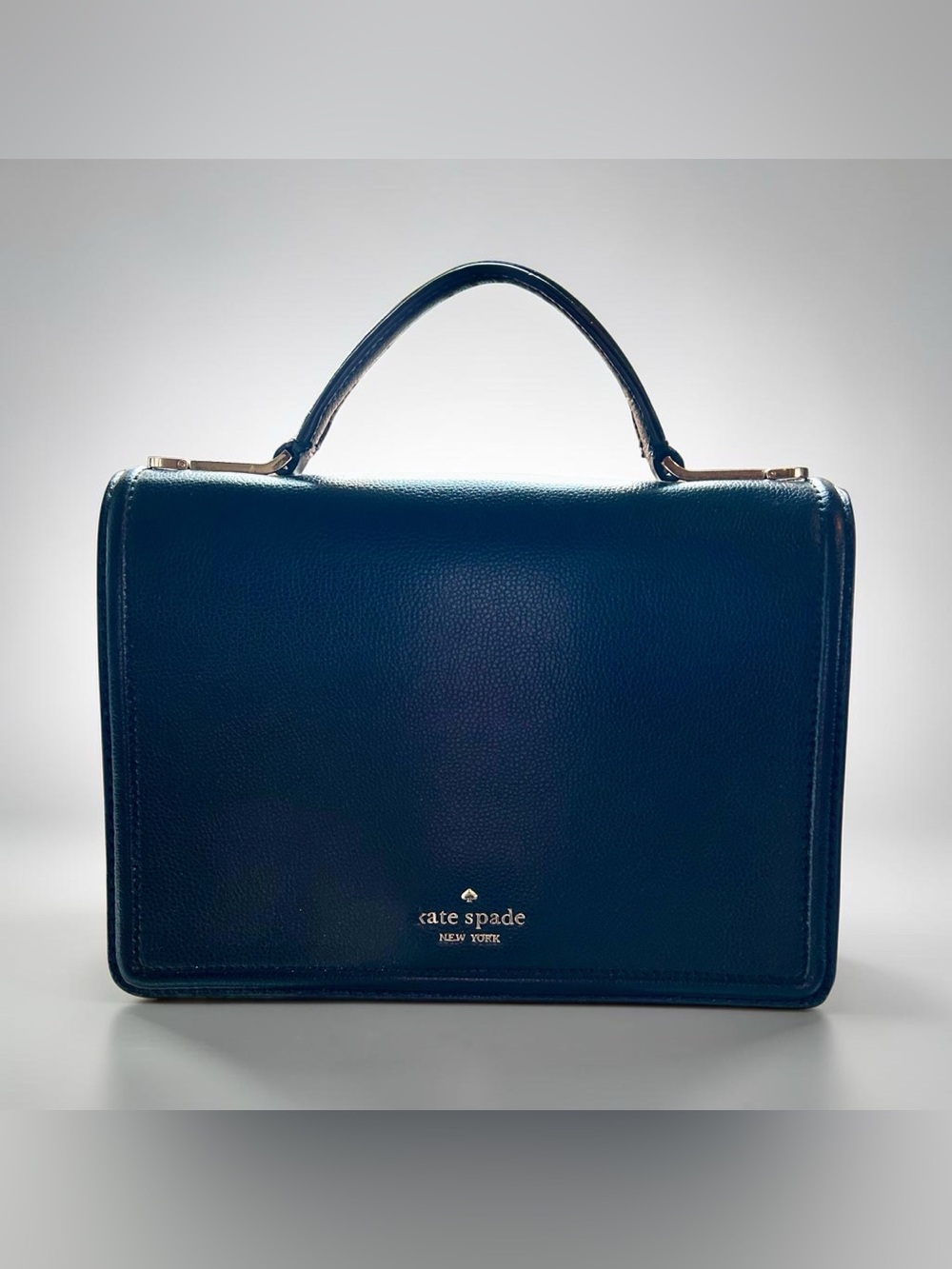 Kate Spade Patterson Drive
Maisie Crossbody Bag *READ